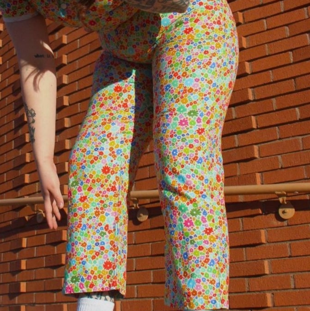 Big bud press blossom work pants 🌸